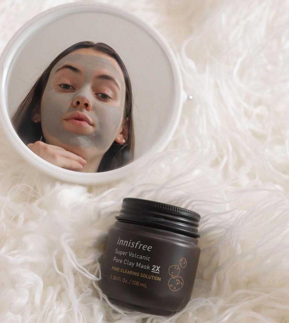Innisfree Super Volcanic (www.instagram.com/sammyjanez)