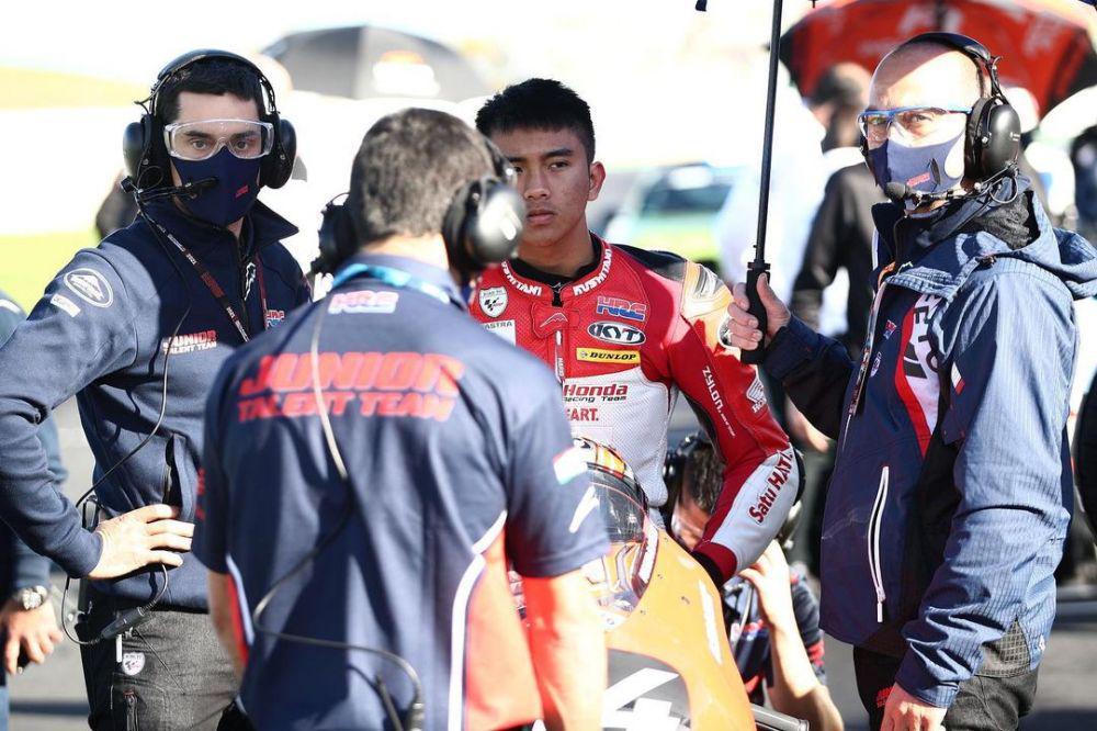 Foggia Juara Moto3, Mario Aji Gagal Naik Podium di Mandalika