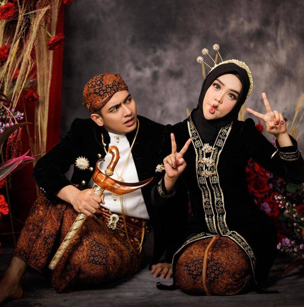 potret prewedding Ria Ricis dan Teuku Ryan (instagram.com/riaricis1795)