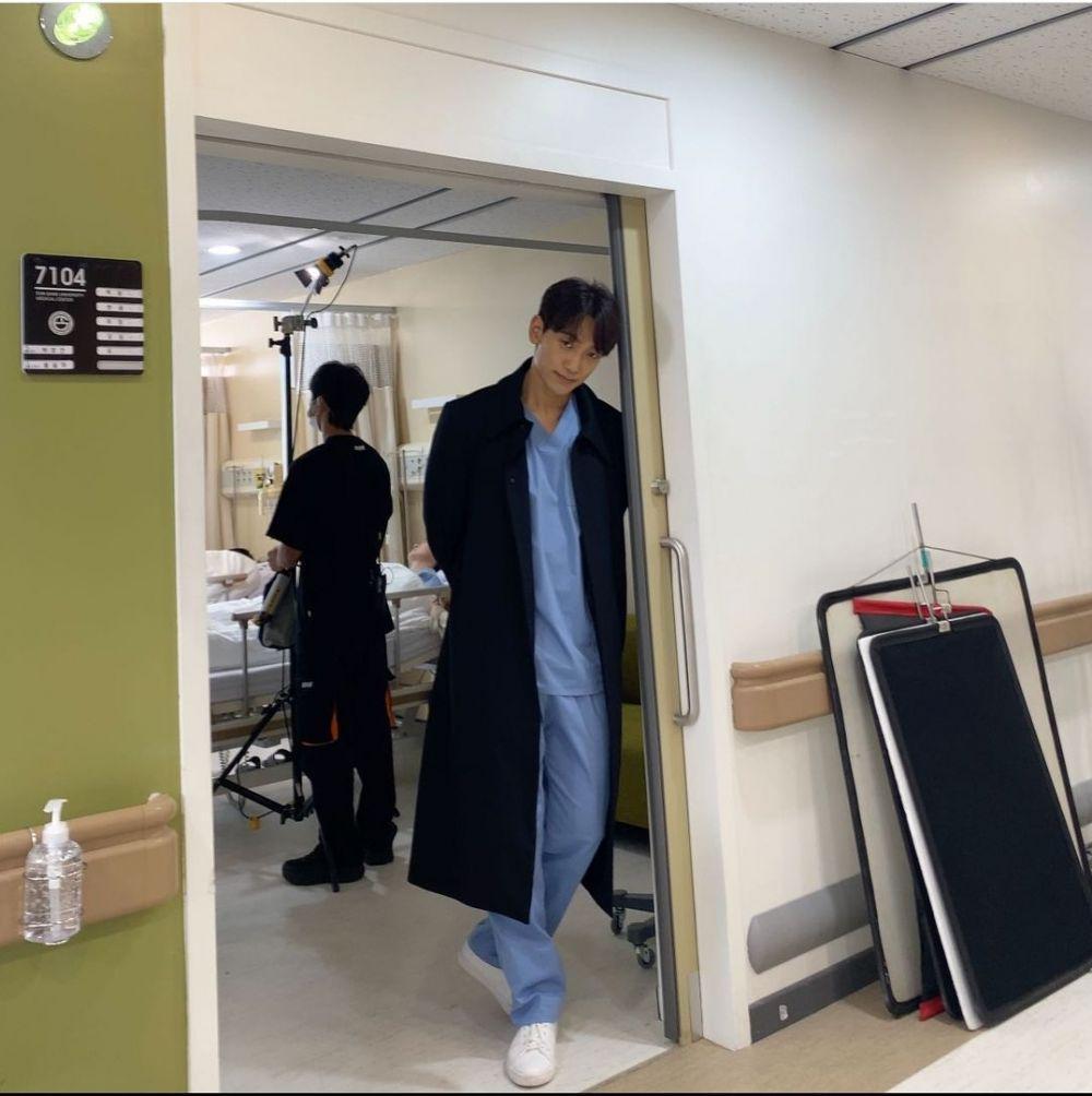 Rain (instagram.com/rain_oppa)