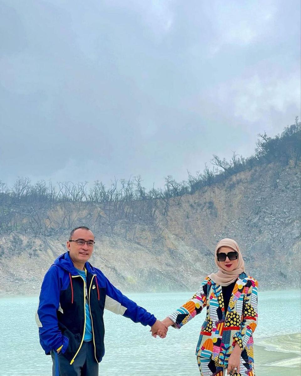 Marini Zumarnis dan suami (instagram.com/marinizumarnisreal)