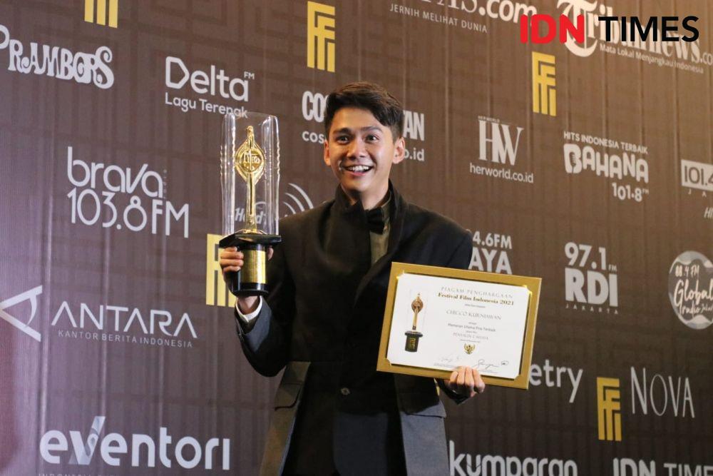Chicco Kurniawan Menang Pemeran Utama Pria Terbaik di FFI 2021