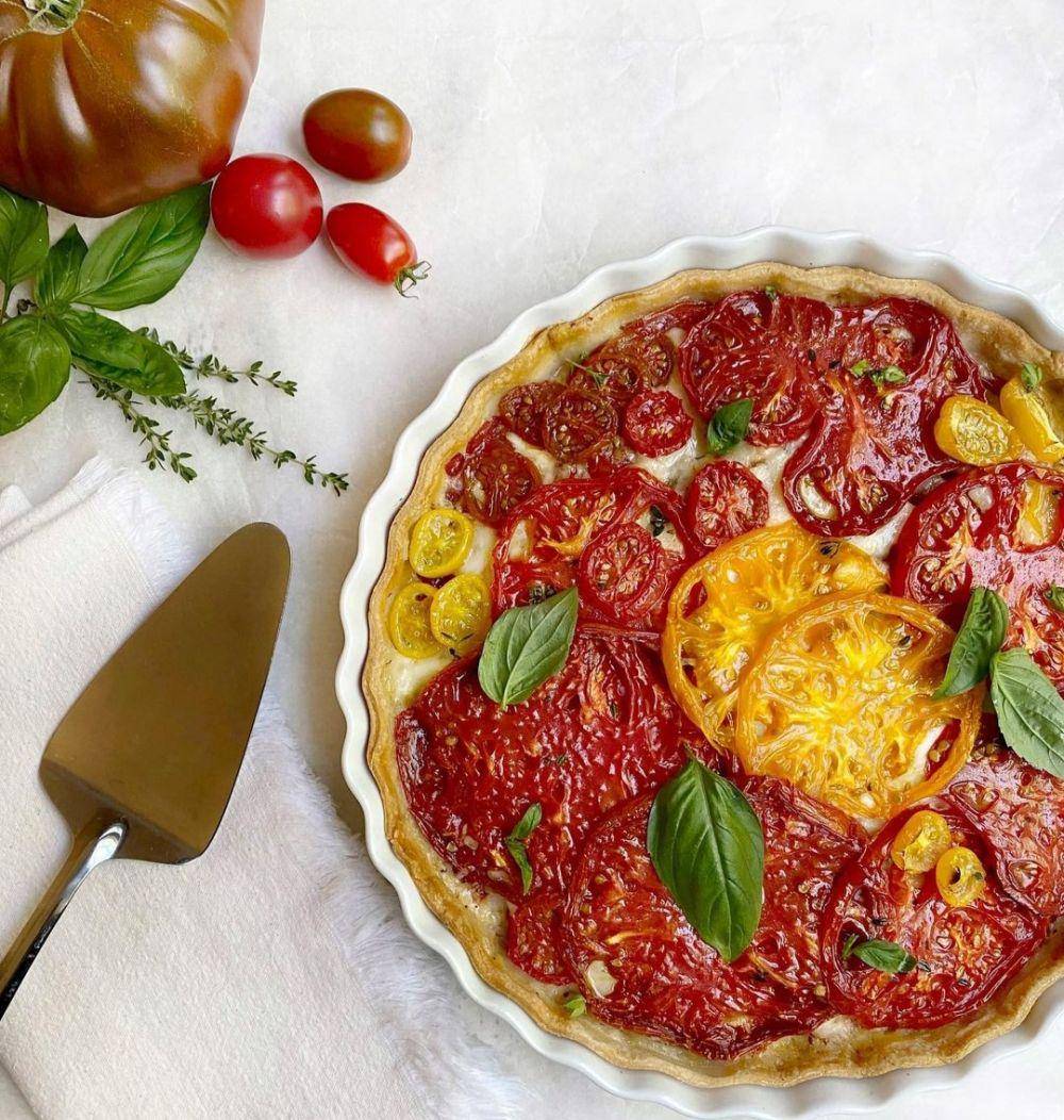 tomato pie (instagram.com/wandisworld)