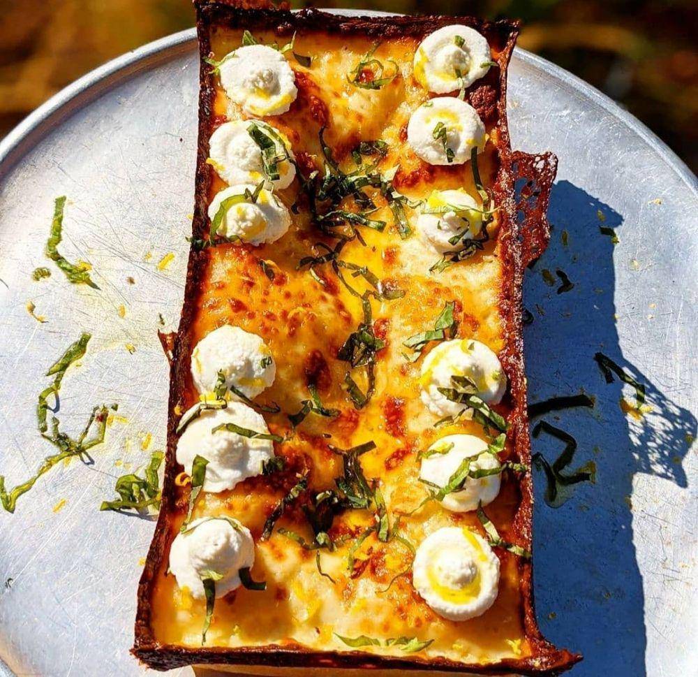 sicilian pizza (instagram.com/crushpizzatap)