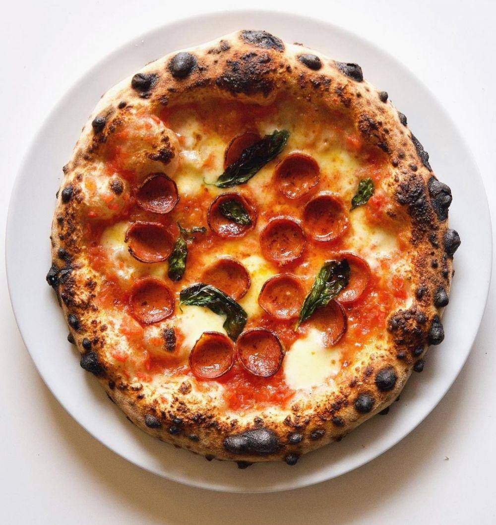 pepperoni pizza (instagram.com/revelrypizza)