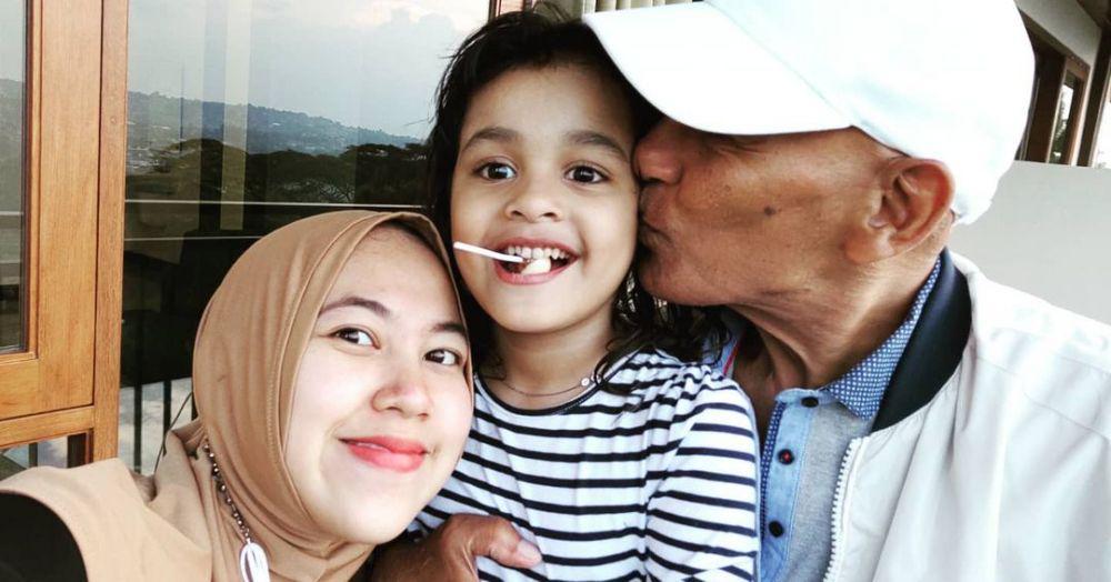 10 Potret Anak Shireen dan Zaskia Sungkar Dimomong Nenek Sambung