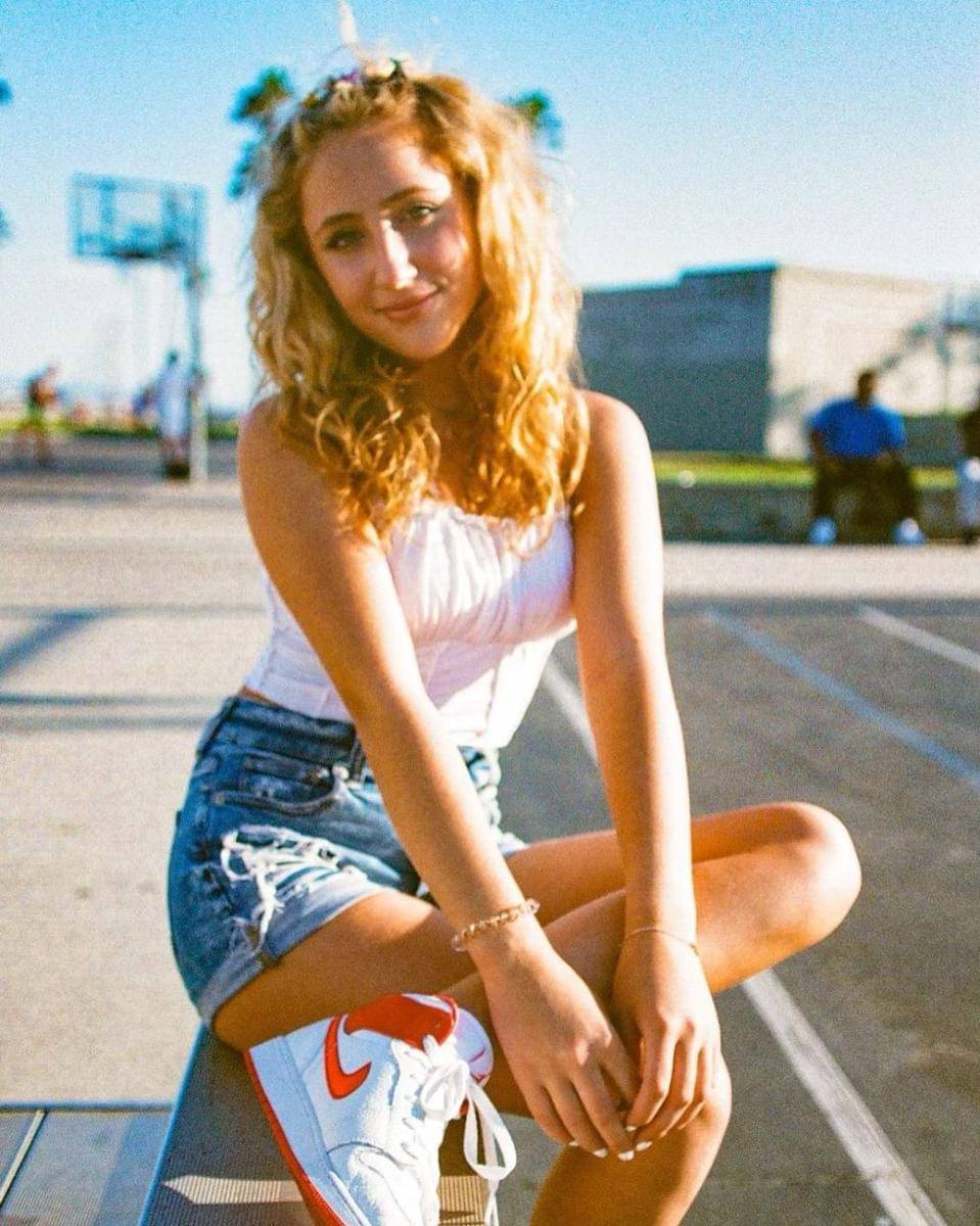 potret Ava Kolker (instagram.com/avakolker)