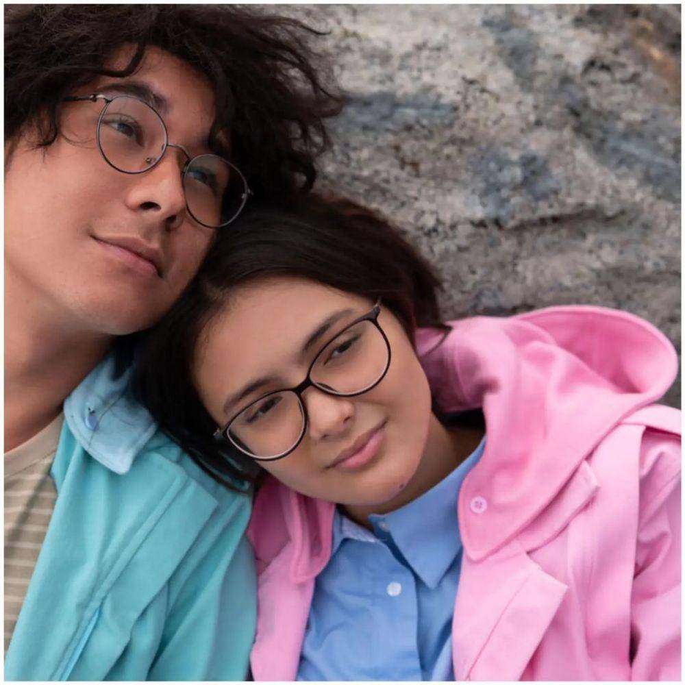 potret Jerome Kurnia dan Amanda Rawles di film A World Without (instagram.com/jerompret)