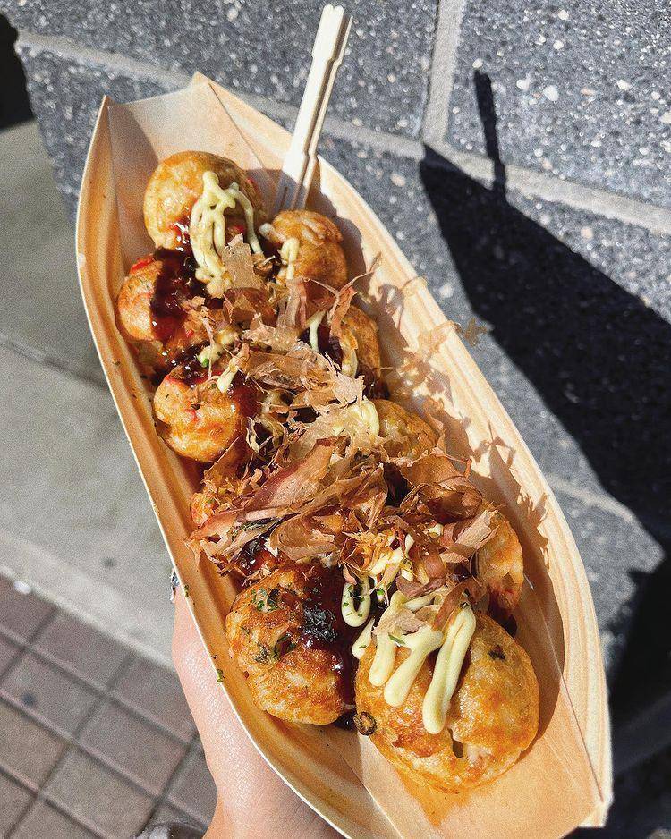 takoyaki (instagram.com/jenniferkongg)