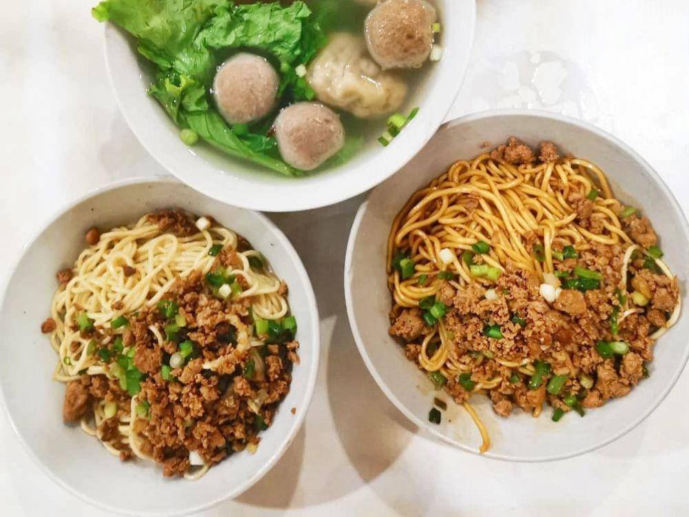 Mie Naripan (instagram.com/harimin)