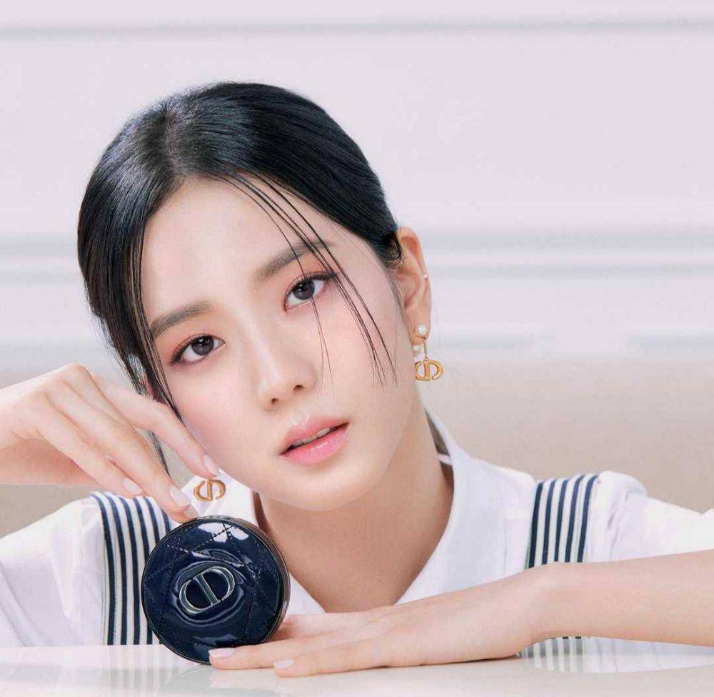 Jisoo BLACKPINK (instagram.com/sooyaaa__)