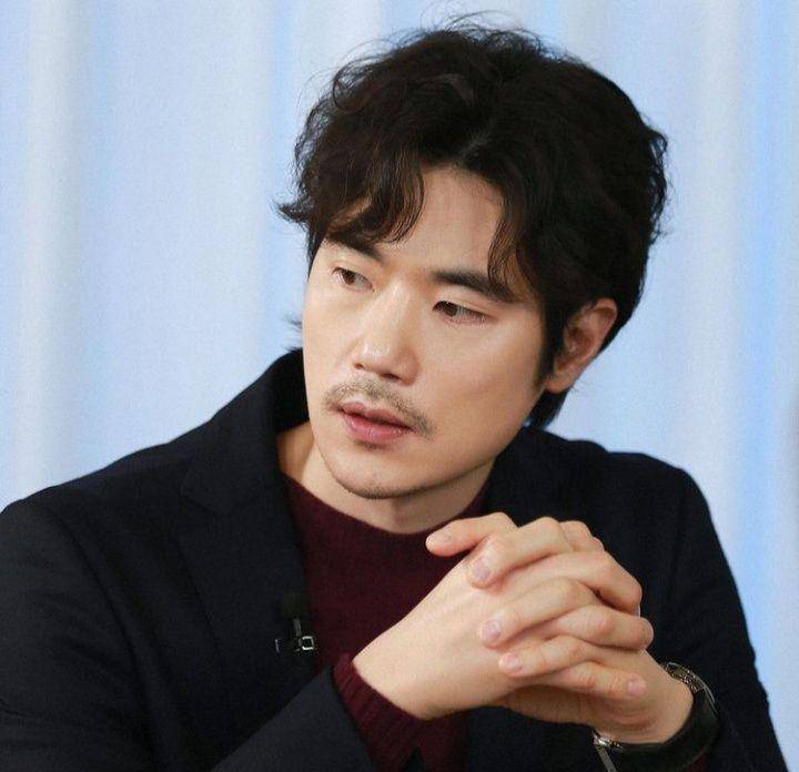 Kim Kang Woo (instagram.com/kingent_official)