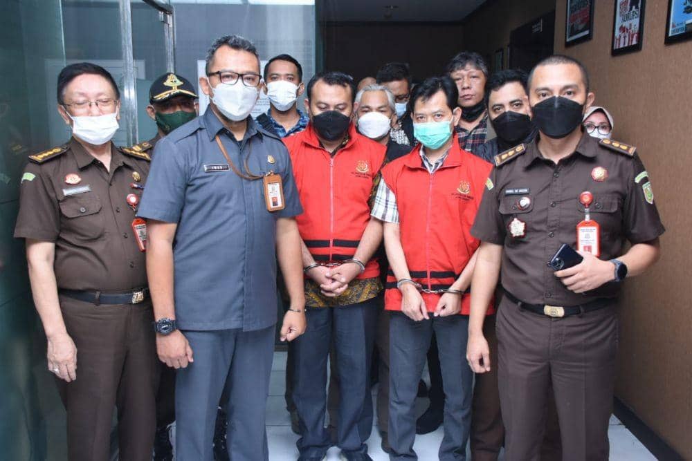 Tersangka Korupsi PT Posfin (IDN Times/Azzis Zulkhairil)