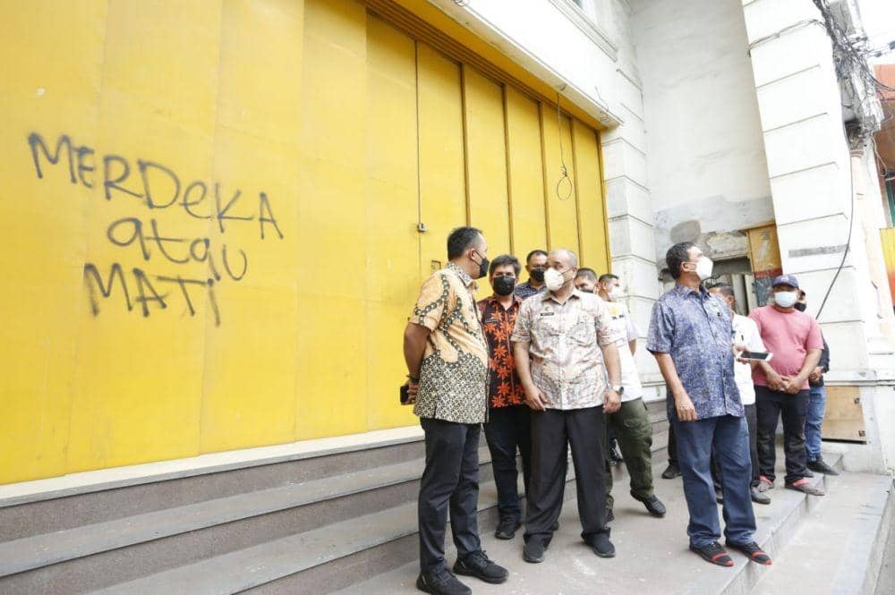 Wakil Wali Kota Medan, H. Aulia Rachman saat meninjau lokasi kota tua Kesawan (Dok. Istimewa)