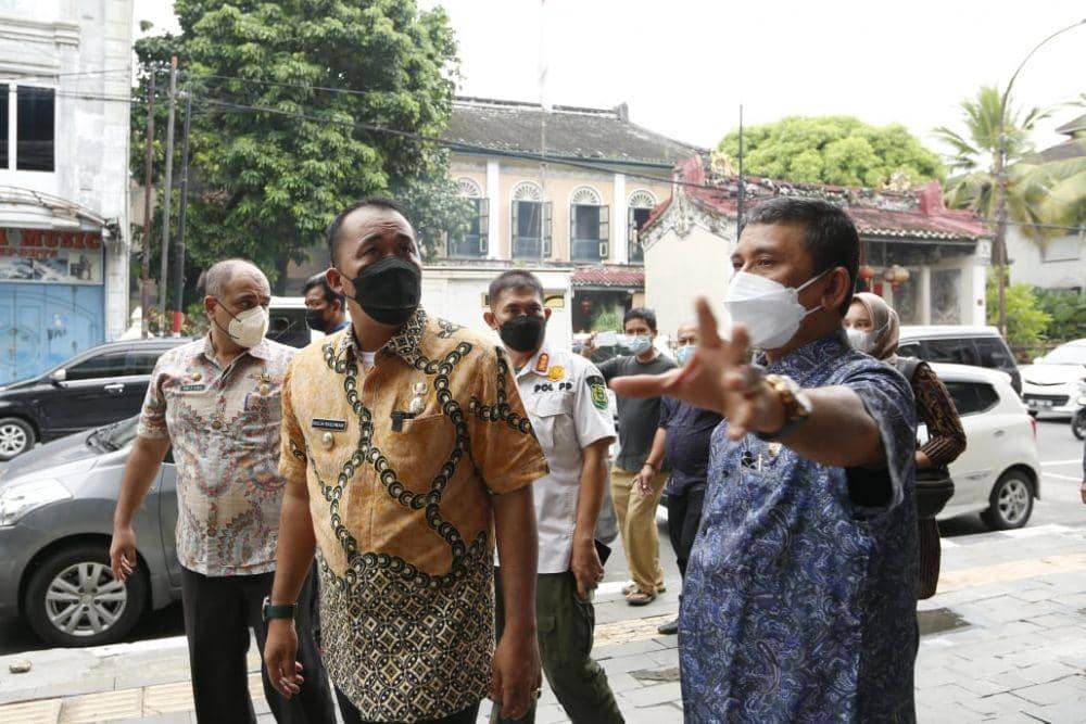 Wakil Wali Kota Medan, H. Aulia Rachman saat meninjau lokasi kota tua Kesawan (Dok. Istimewa)
