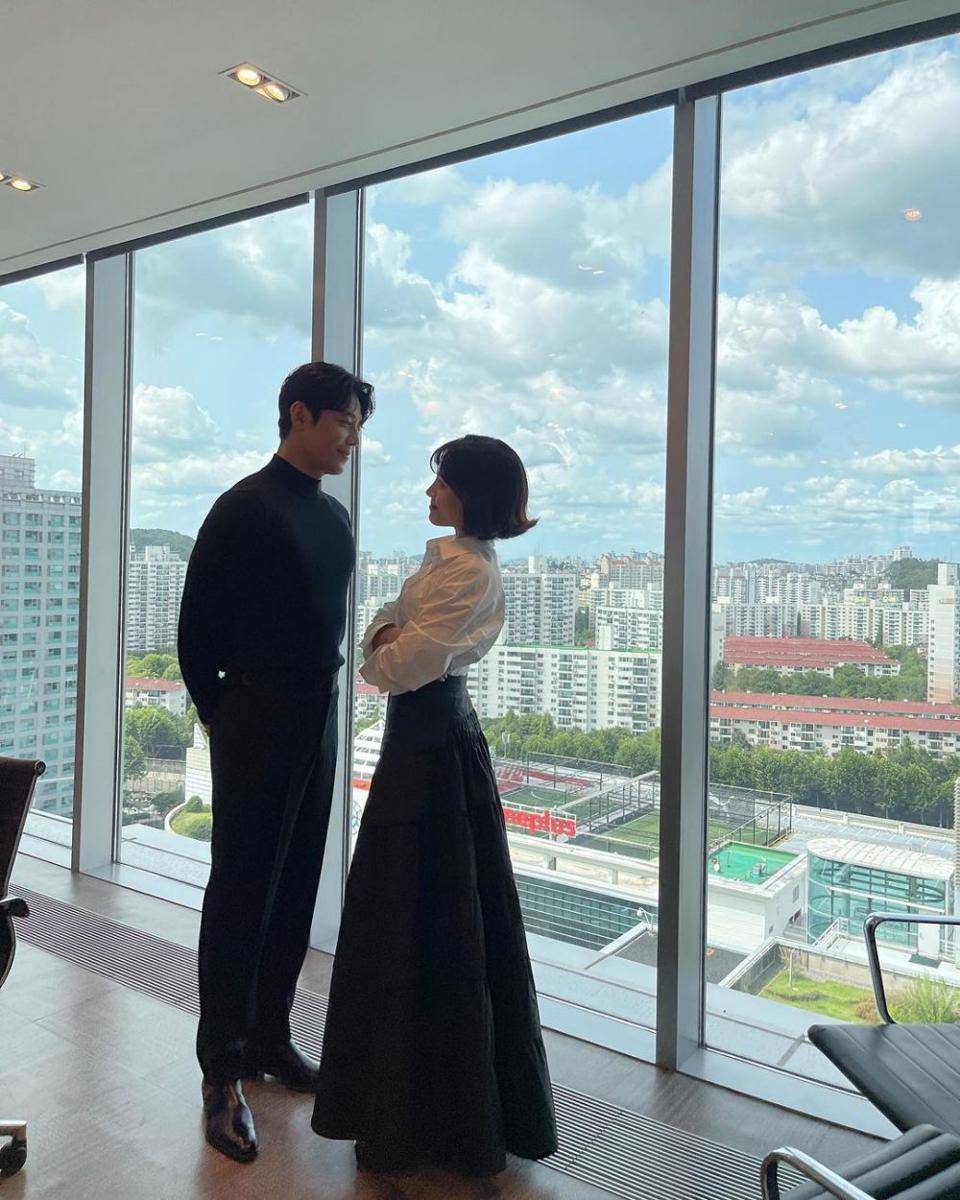 Kim Joo Hun dan Choi Hee Seo di balik layar Now, We Are Breaking Up (instagram.com/nowwearebreakingup_official)