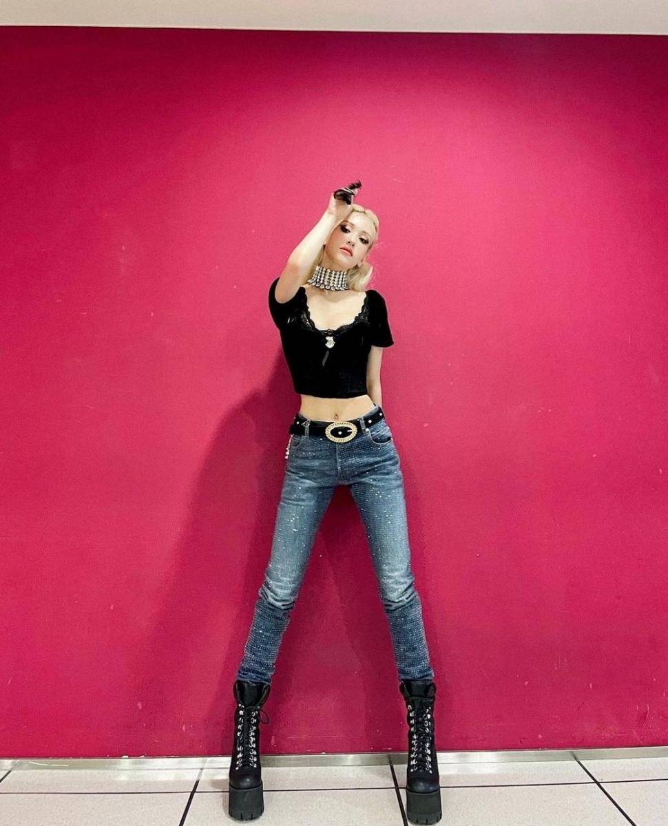 Somi (instagram.com/somsomi0309)