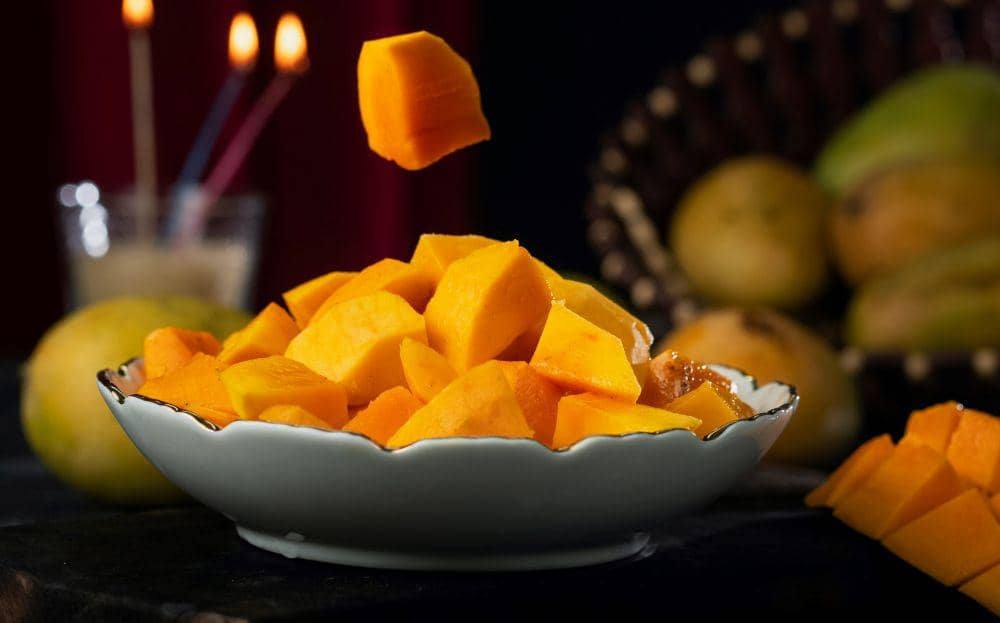 ilustrasi mango lime salt (unsplash.com/Shardar Tarikul Islam)