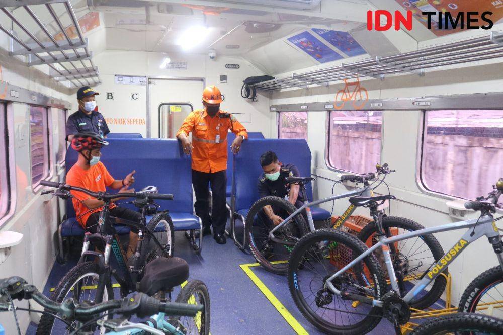 Layanan Bagasi Gratis PT KAI Divre II Sumatra Barat. IDN Times/Andri NH