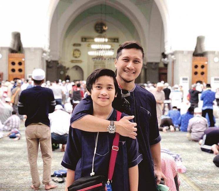 potret Arie Untung dan Misbareta Fathir Gavin Daffa (instagram.com/ariekuntung)