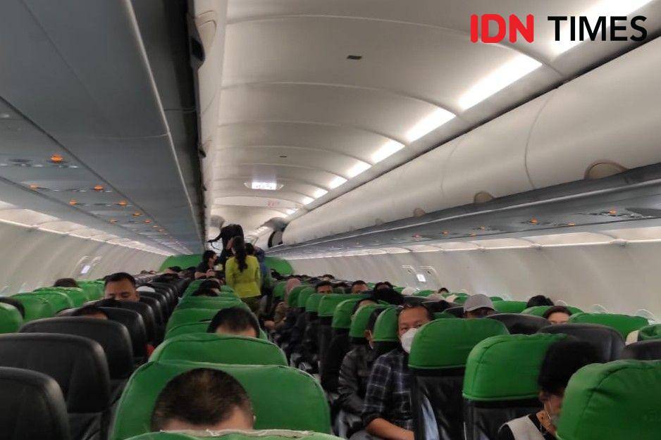 Suasana Penerbangan dengan Pesawat Citilink (IDN Times/Uni Lubis)