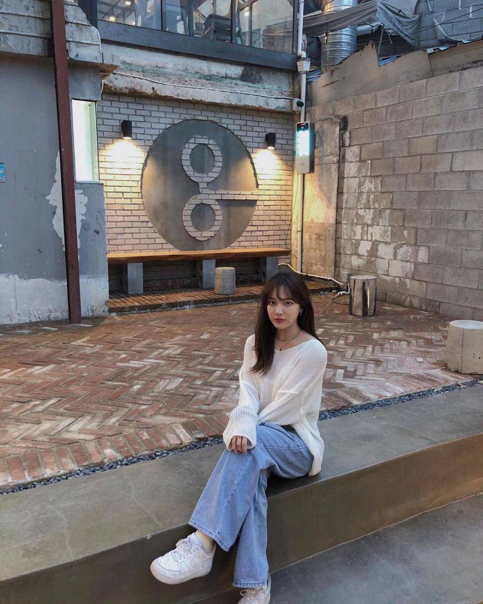 Moon Sua (instagram.com/a_us_noom)