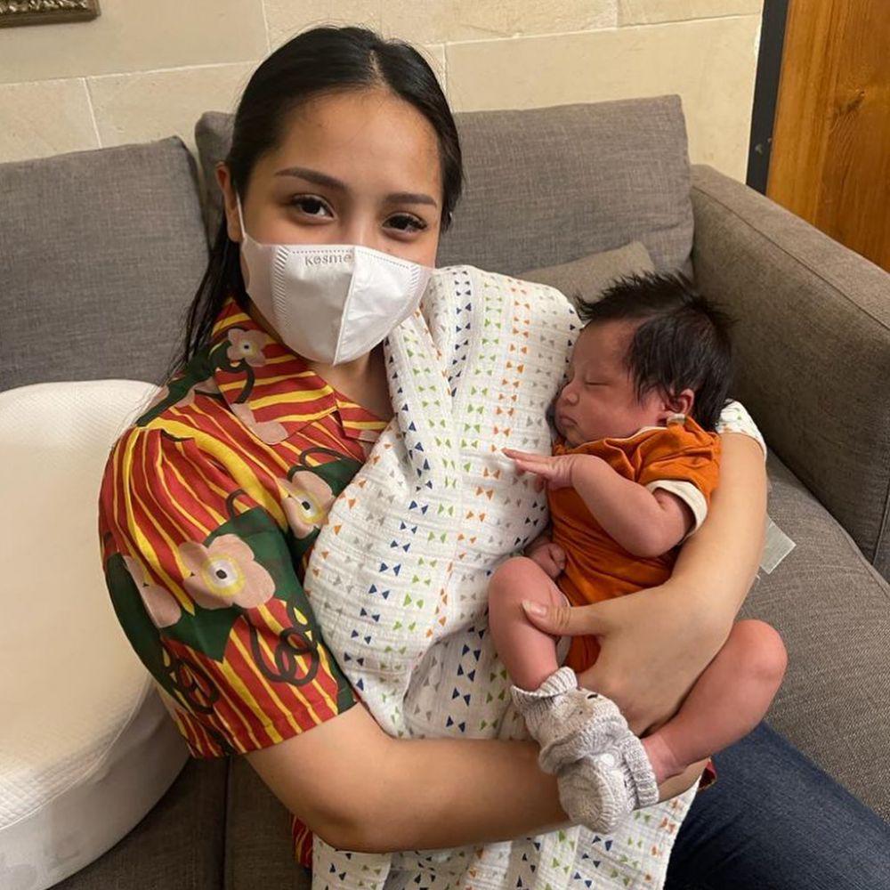 Nagita Slavina dan Kenzo Eldrago Wong (instagram.com/raffinagita1717)
