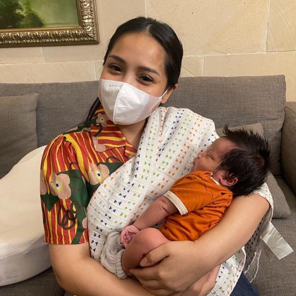 Nagita Slavina dan Kenzo Eldrago Wong (instagram.com/raffinagita1717)