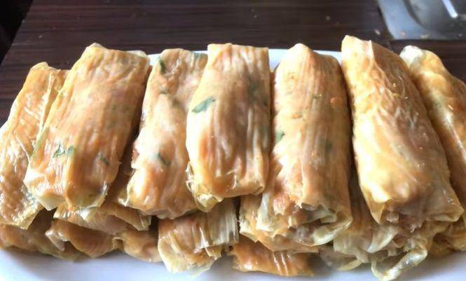 Ilustrasi lumpia udang (youtube.com/chechekitchen)