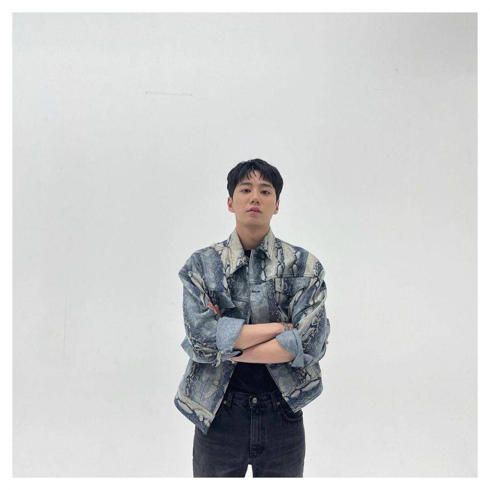 Jun U-KISS (instagram.com/real_2junyoung)