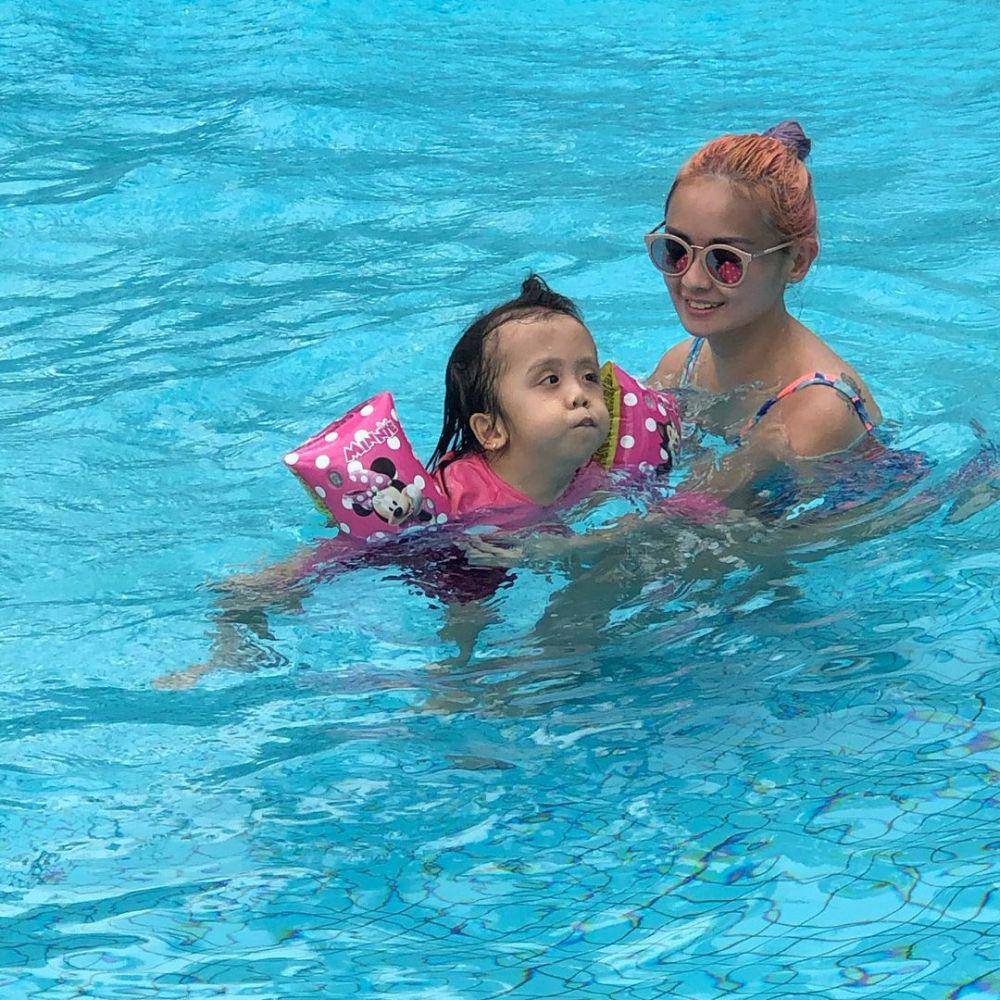 potret Joanna Alexandra dan anaknya (instagram.com/ninakairupan)