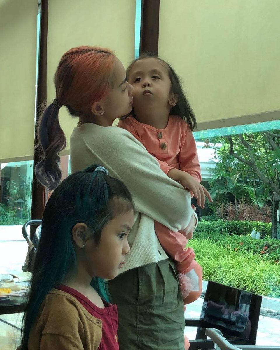 potret Joanna Alexandra dan anaknya (instagram.com/ninakairupan)