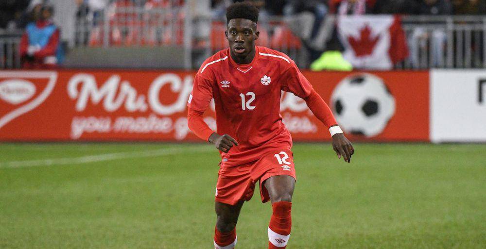 Alphonso Davies bersama Kanada (dailyhive.com)