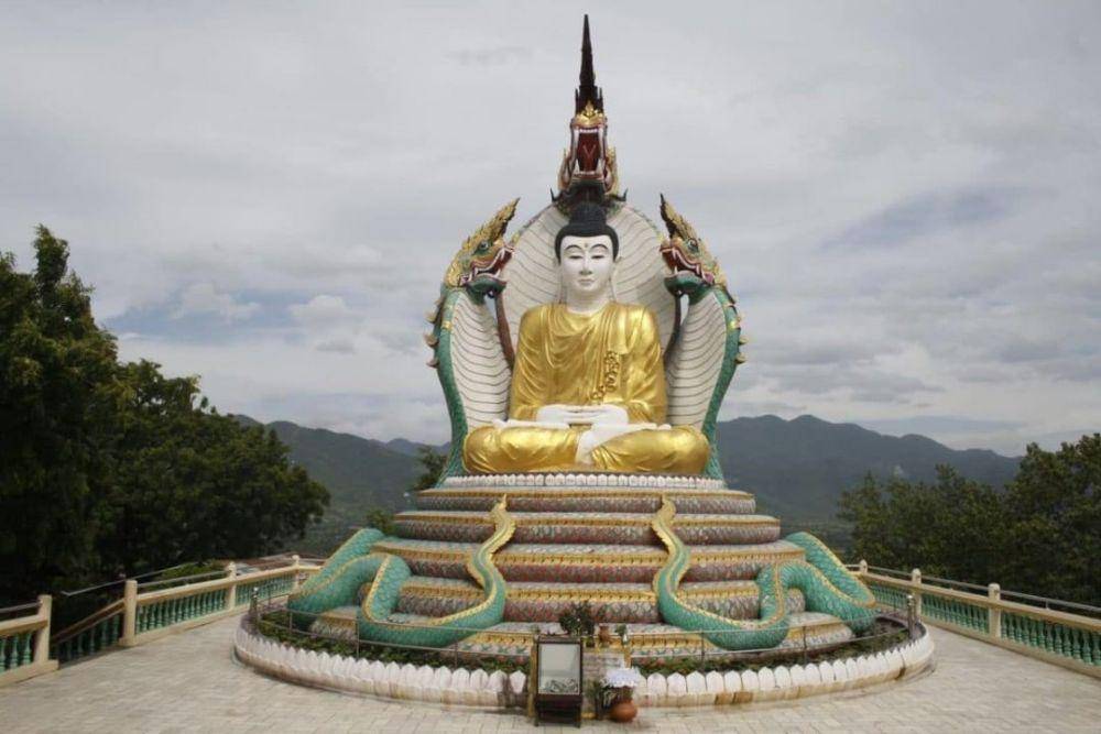 Yankin Hill (instagram.com/amazing_myanmar)