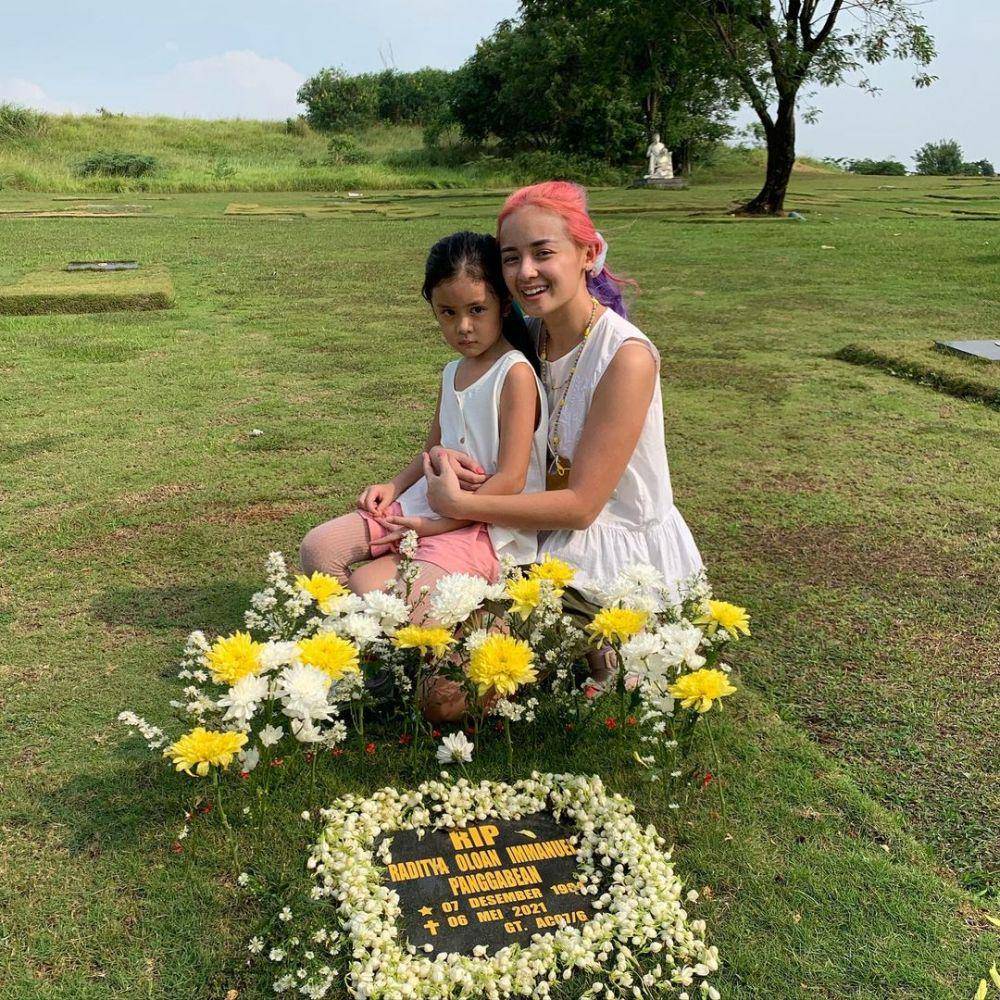 potret Joanna Alexandra dan anaknya (instagram.com/ninakairupan)