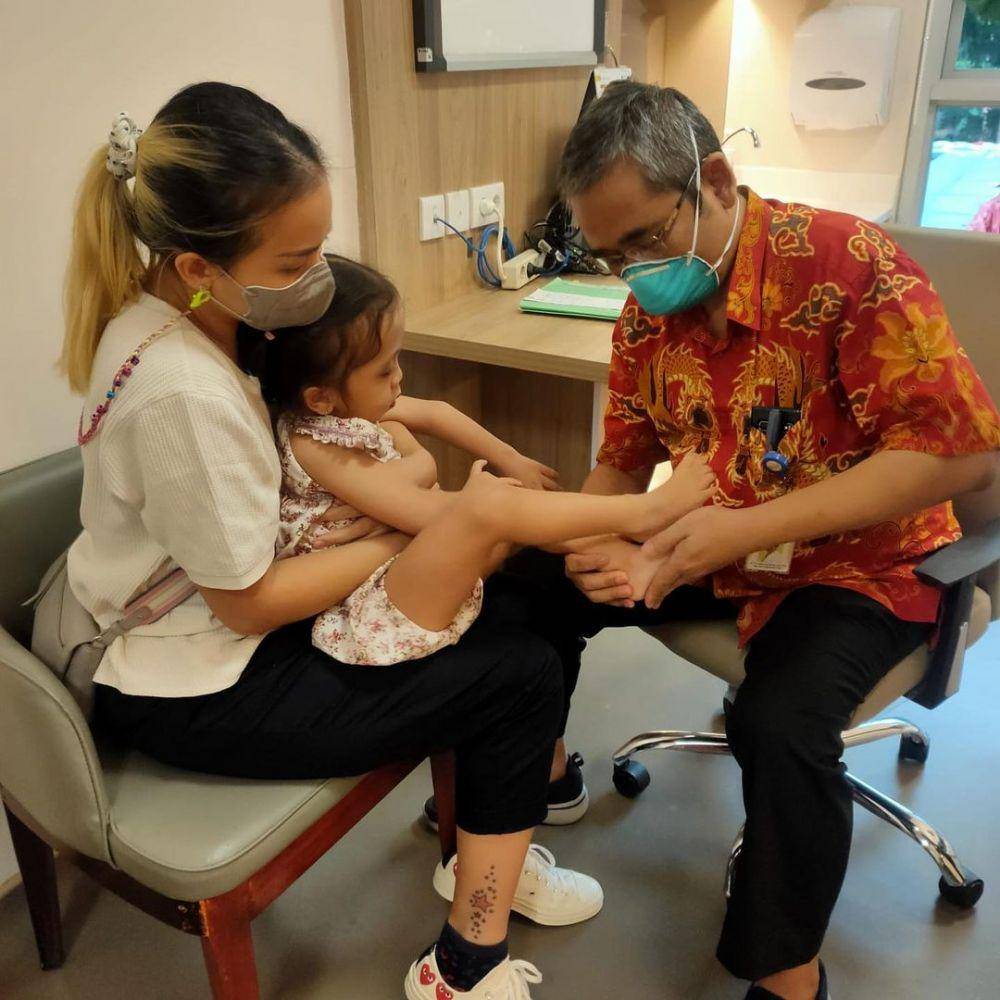 potret Joanna Alexandra dan anaknya (instagram.com/ninakairupan)