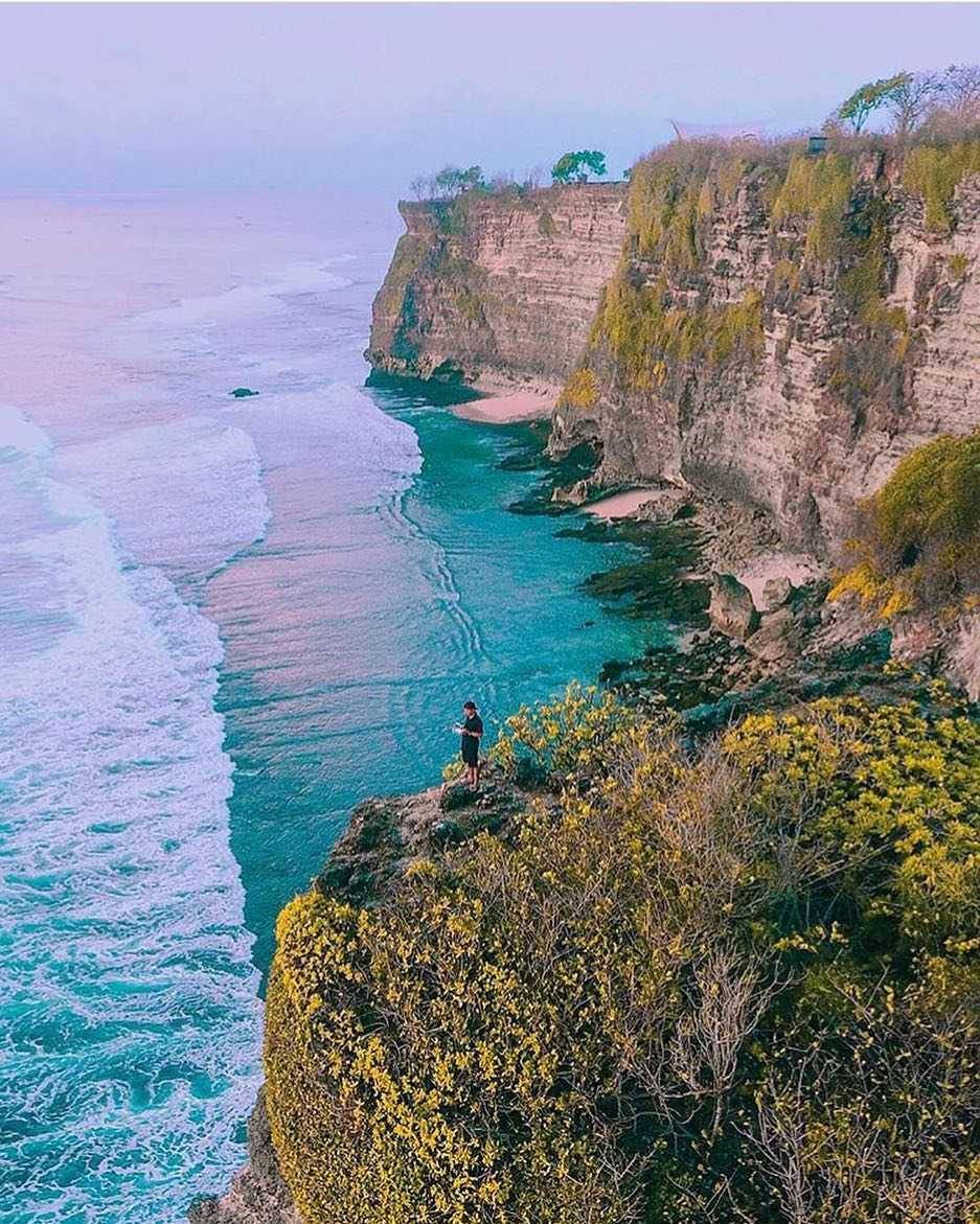 Bukit Batu Jaran (instagram.com/liburanbali)