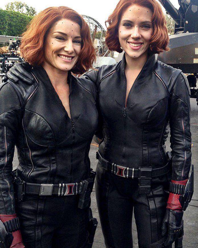 Scarlett Johansson dengan stuntnya di film The Avengers (Instagram.com/heidimoneymaker/)