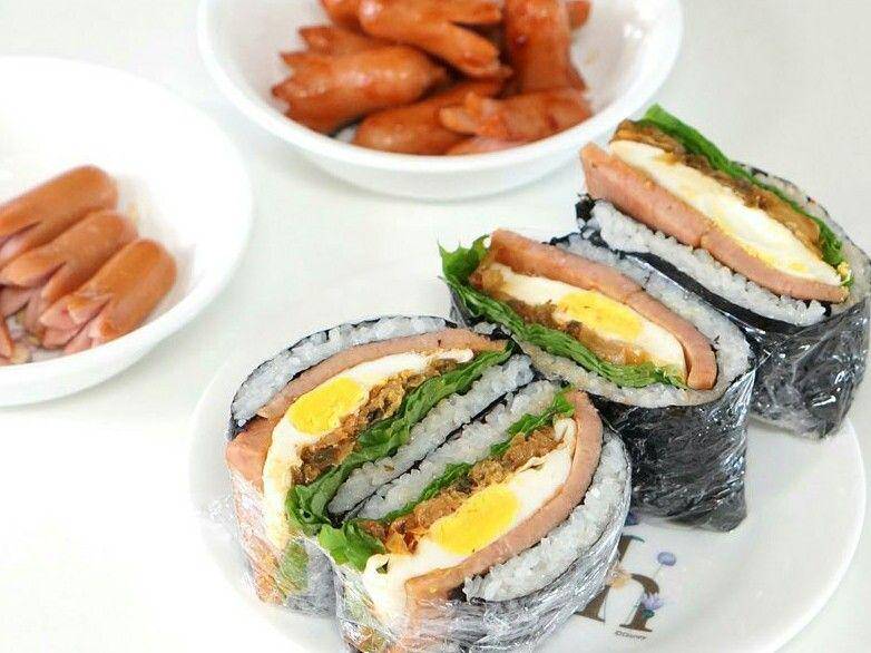sajikan kimbap (instagram.com/@ggodong.m2)
