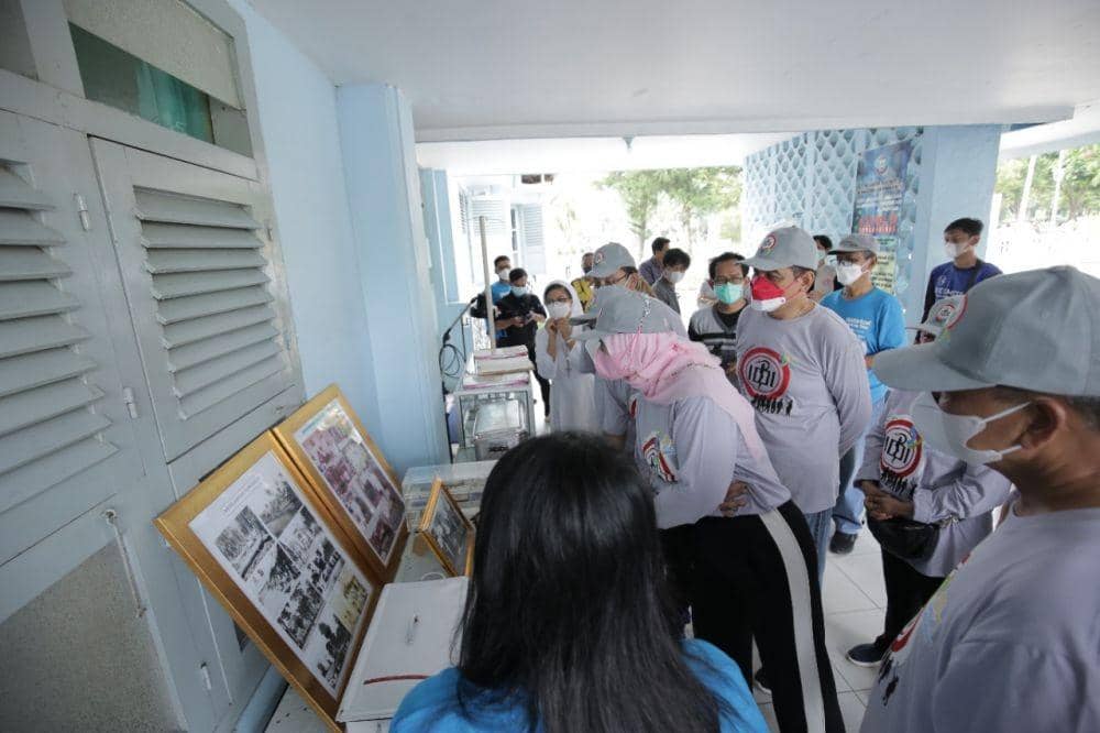 Ratusan dokter di Kota Metro, Provinsi Lampung memperingati Hari Kesehatan Nasional (HKN), Jumat (12/11/2021). (IDN Times/Istimewa)