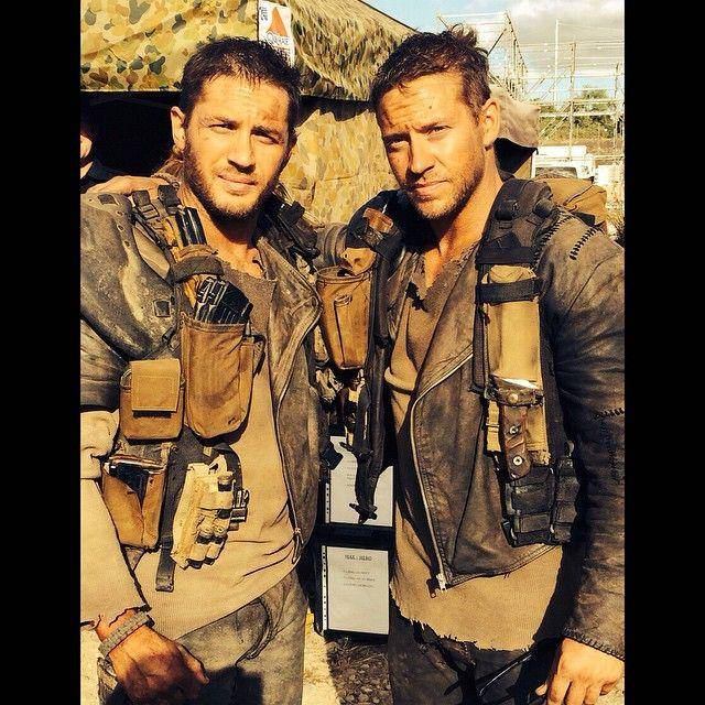 Tom Hardy dan stuntnya (Instagram.com/jaketomuri/)
