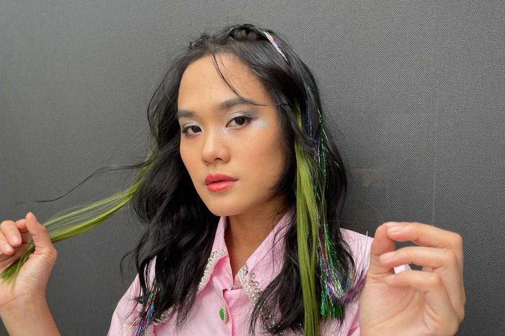 Debut Go Internasional, 10 Potret Sheryl Sheinafia Rilis Want Ur Love