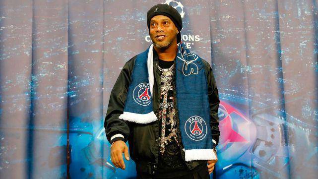 potret Ronaldinho (fcbarcelonanoticias.com)