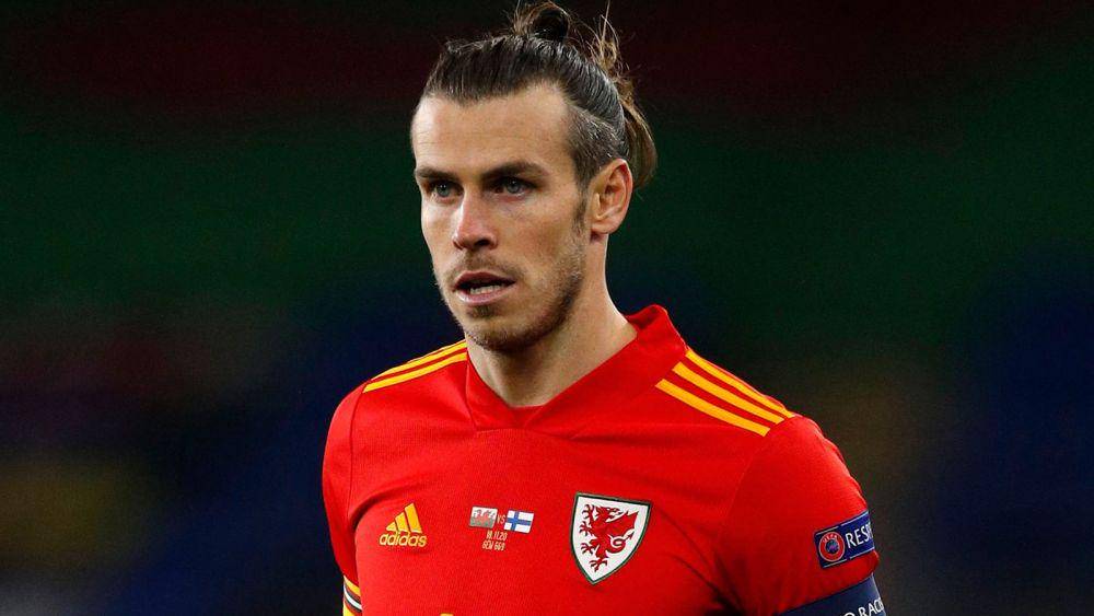potret Gareth Bale bersama timnas Wales (skysports.com)