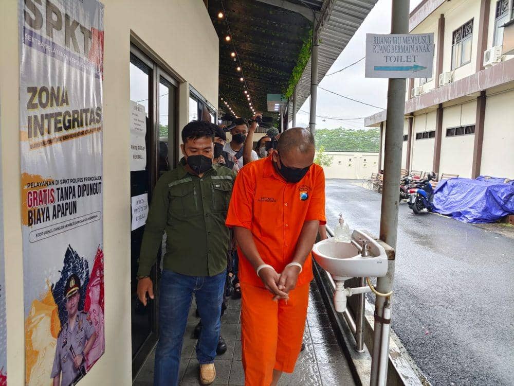 Tersangka kasus penipuan diamankan Polres Trenggalek. IDN Times/ istimewa