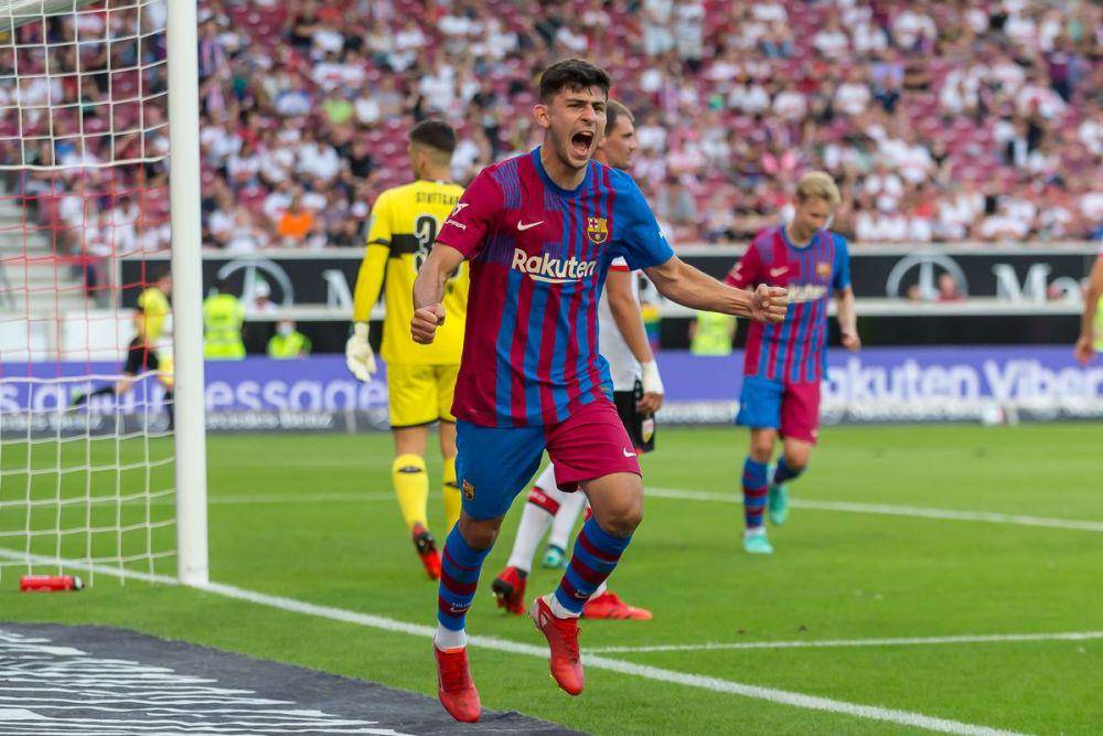 selebrasi gol Yusuf Demir (barcablaugranes.com)