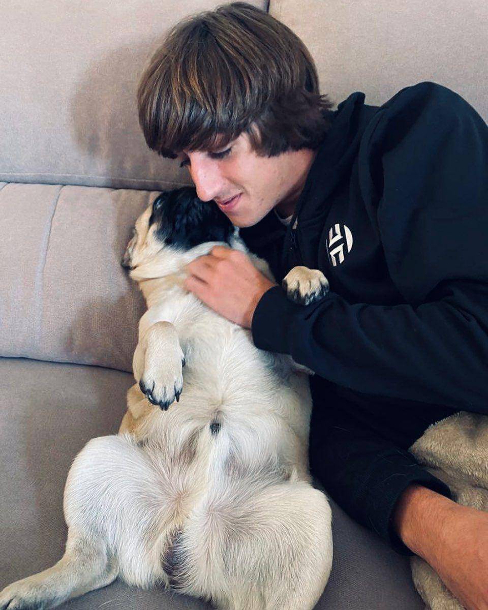 potret Bryan dan anjingnya (instagram.com/bryan11gil)