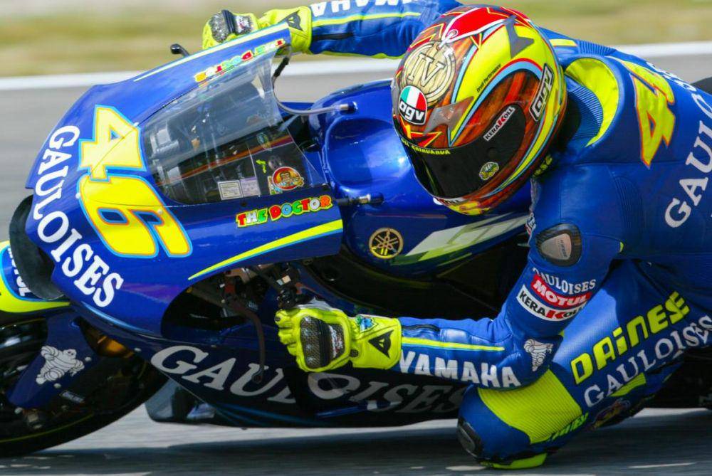 Wooden helmet (motogp.com)