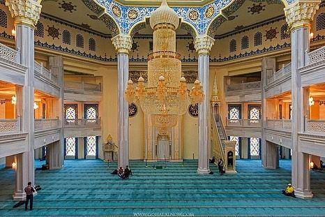 Masjid Katedral Moskow (instagram.com/gohalalnow)