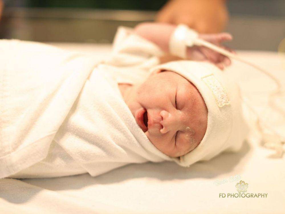 potret Baby Bible, anak Felicya Angelista dan Hito Caesar (FD Photography via instagram.com/felicyangelista_)